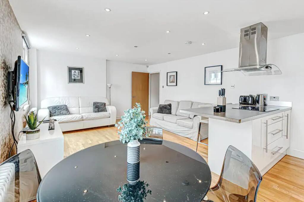 2Br Flat Next To London Eye On Lower Marsh 96A Экстерьер фото