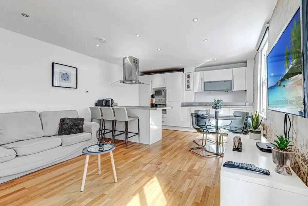 2Br Flat Next To London Eye On Lower Marsh 96A Экстерьер фото